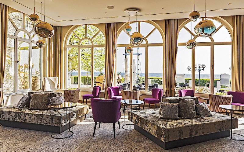 Restaurant- und Loungebereich im neuen SEETELHOTEL Strandhotel Atlantic